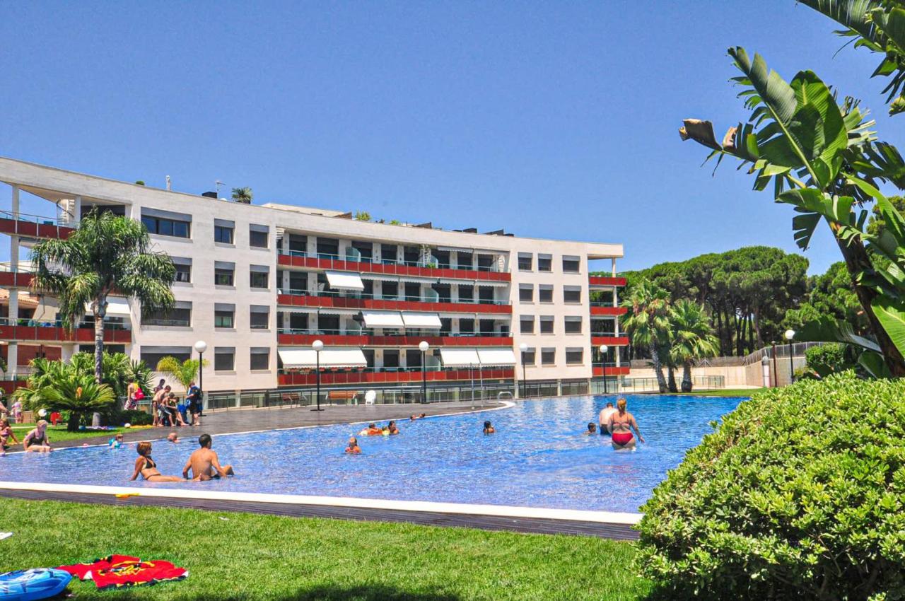 Litoral Costa Dorada - Sol Cambrils Park Only Families Exterior photo